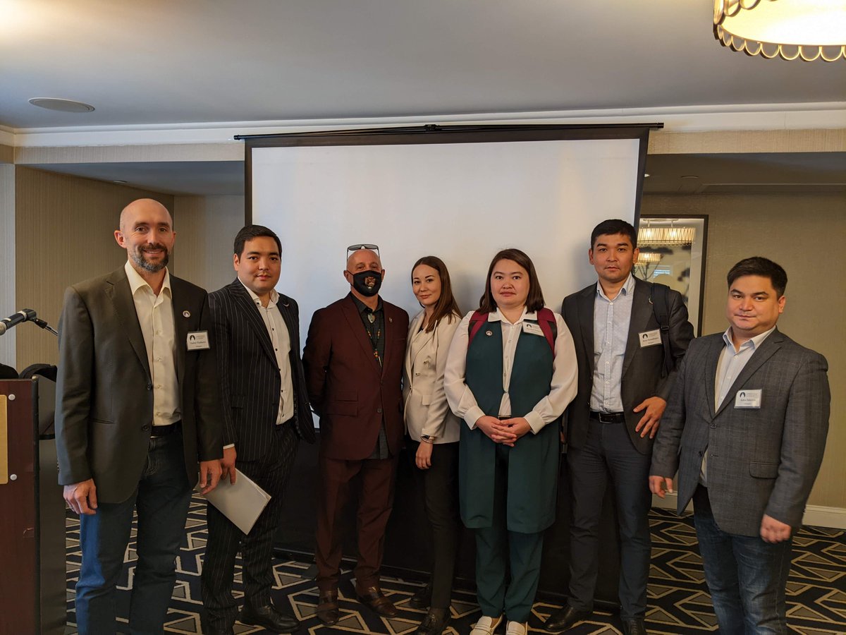 NPSInternation's tweet image. Thanks to the #openworldprogram we briefed #nationalparks &amp;amp; #tourism officials from #Kazakhstan, #Serbia &amp;amp; #Tajikistan who asked questions about #budget &amp;amp; #finance, employee performance evaluation, #hotels within #protectedareas &amp;amp; other natural and cultural resource topics.