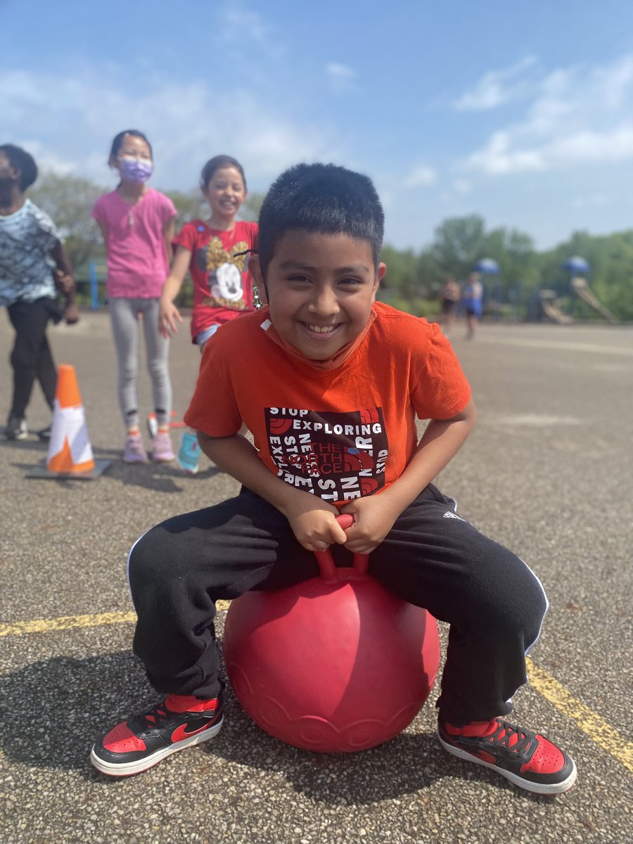 Field Day 2022! ☀️ 🦈 💙 <a href="/WoParkSharks/">Worthington Park Elementary School</a>