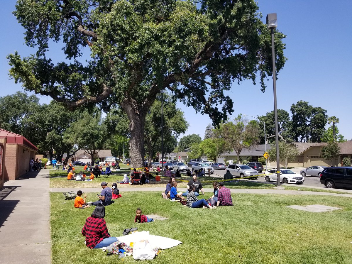 WagnerHolt's tweet photo. Our 1st Lunch on the Lawn in 3 Years! Welcome ORCA Families!
#WagnerHoltORCAS
@lodiusd https://t.co/37Jg7pZBu6