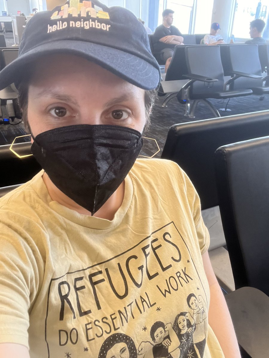 rachvinciguerra's tweet photo. Repping @helloneighborhq @NeighborNetwrk and @jersey_welcome on the flight back north from the #Interactive2022 in Charlotte. Thanks @WelcomingUSA for a great event!! https://t.co/kHacpCM9Pt