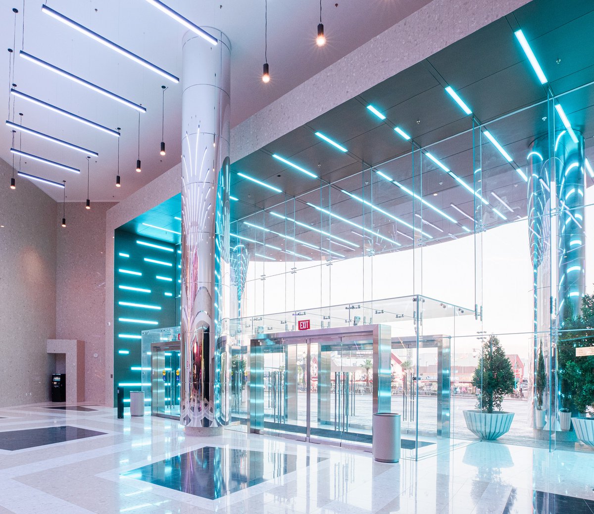 GlassMag's tweet photo. Glazier sales stabilize as market instability remains: GM's annual Top 50 Glaziers report offers data &amp;  analysis regarding the growth and obstacles facing #glazing contractors in the North American market #benchmarking 
https://t.co/AJkwrEy1U4 https://t.co/3wNDVk20WR