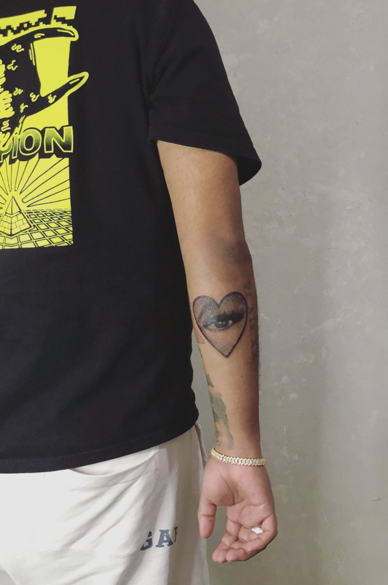 uribe2blea 💙🦅💛 tweet media