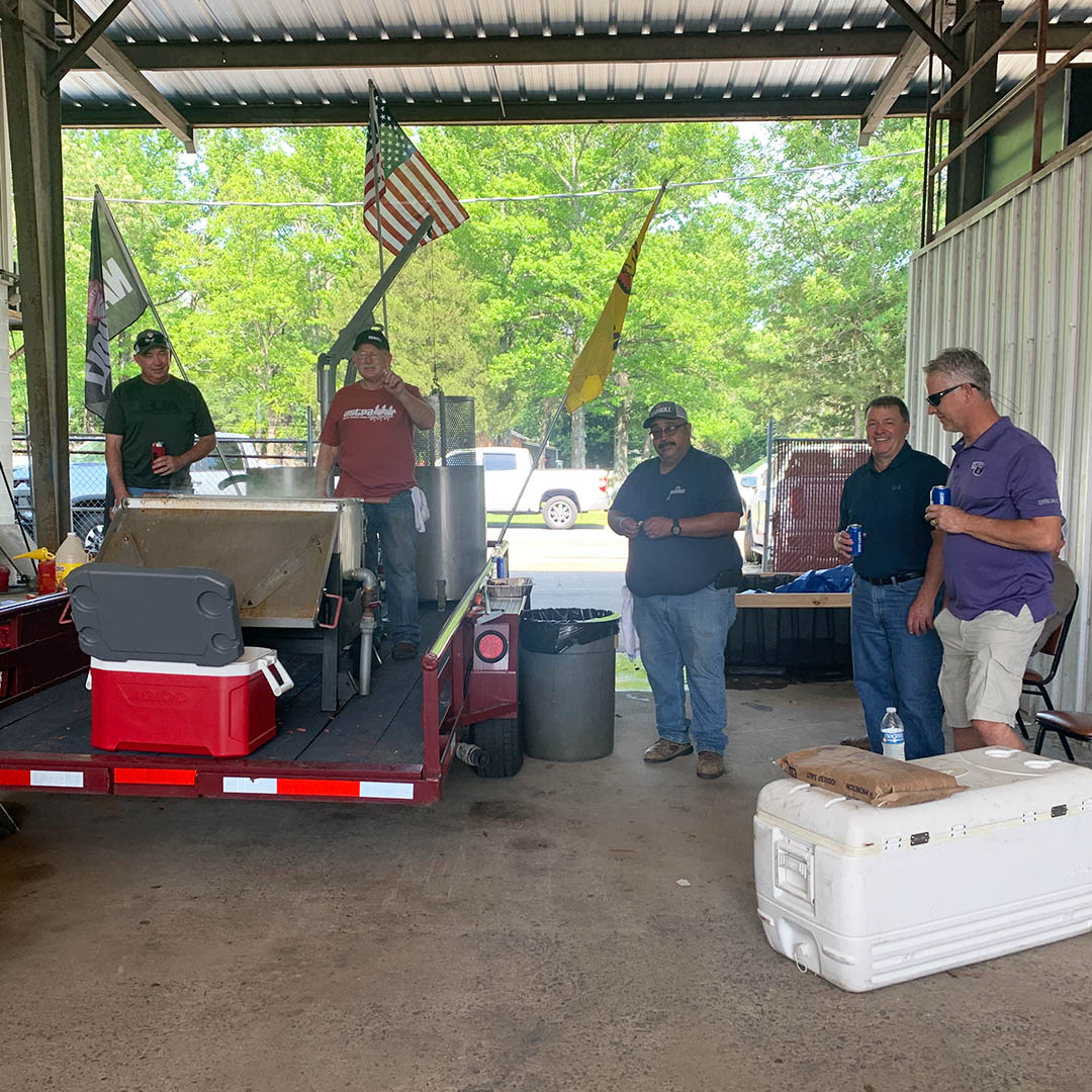 NabholzCorp's tweet photo. Because we can't get enough of food, fun, and fellowship, we hosted another crawfish boil! This time our Central Arkansas folks were in on the action. 

#nabholz #nabholzcorp https://t.co/XpZVGbIGQf