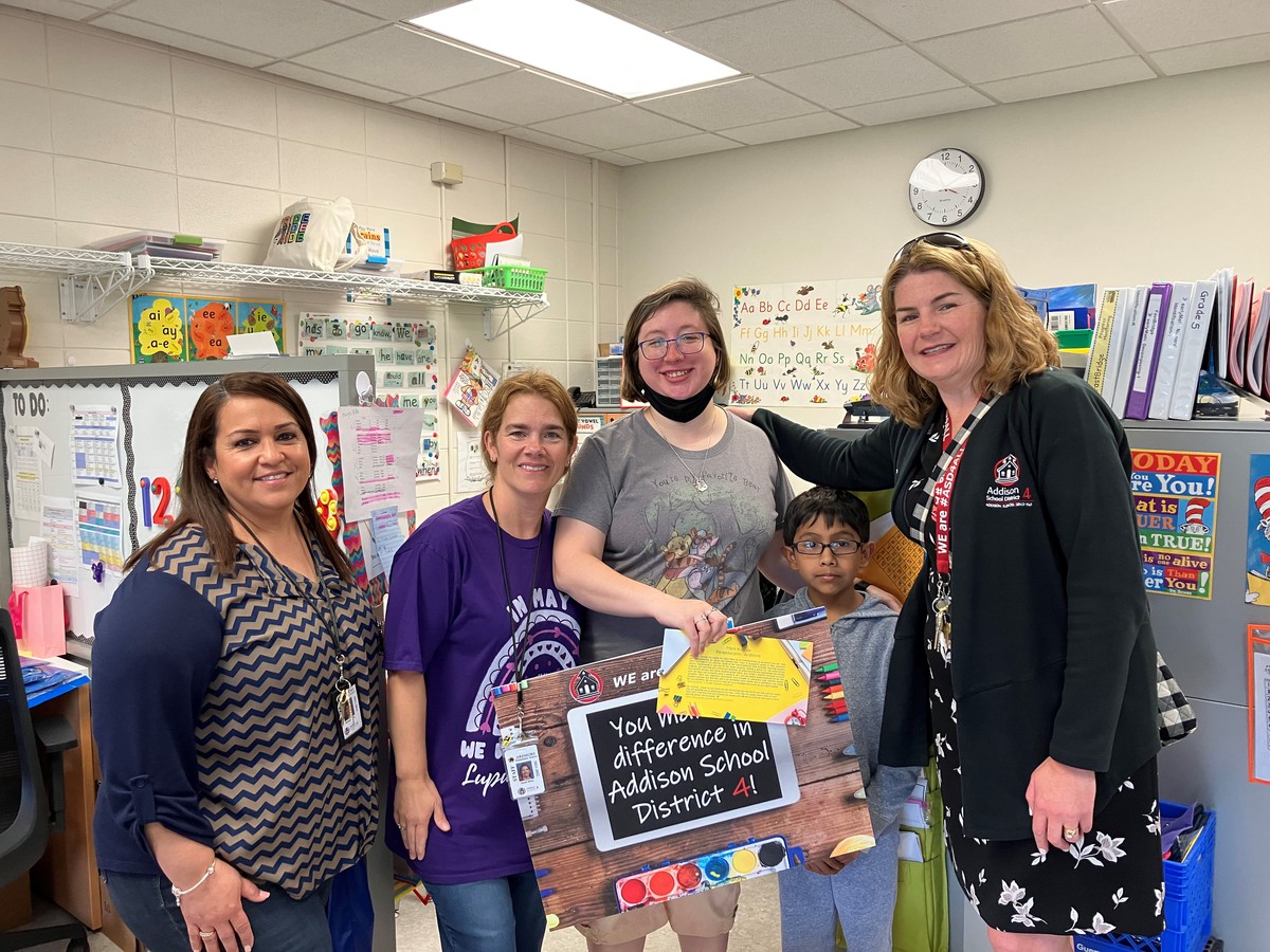 MKoncos's tweet photo. Thank you, #ASD4all for the Make a Difference award. Such an honor! Thank you to @mrskatiepurse &amp; @DohmanKara the presentation. Also a HUGE thanks &amp; shoutout to @MissNihill &amp; @irma_tena for the kind words and nominations!  Your words meant everything! ❤️ https://t.co/cKnKGsqfdm