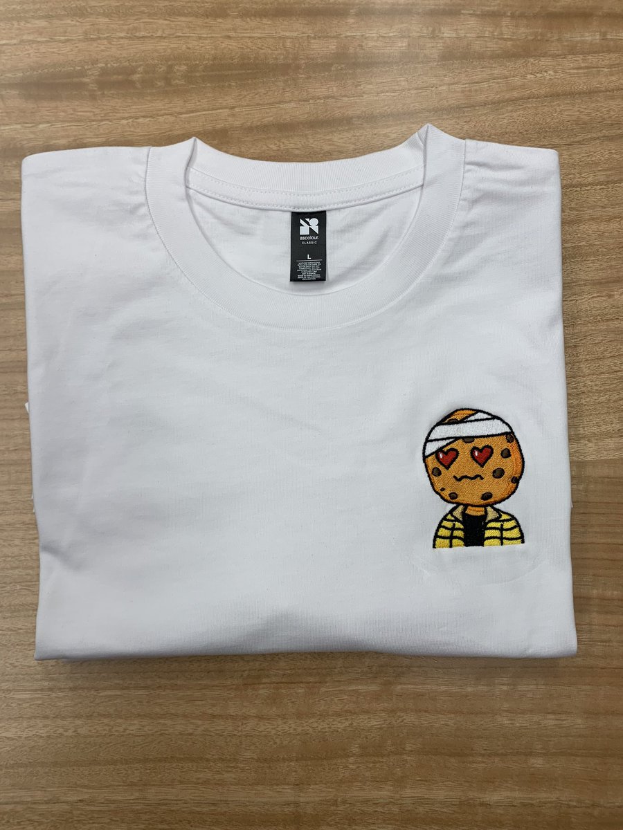 ILQDNFTees's tweet photo. Shipped a few orders out to customers yesterday. No matter the market, we merch! https://t.co/LmPBsZR20S