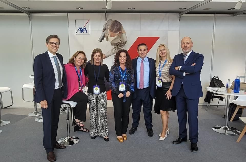 ChusB64's tweet photo. AXA en el #CongresoMediadores22. Punto de encuentro para la mediación celebrado en Valencia, y organizado por @CGMediadores. Presente y futuro, novedades y reflexiones, con nuevas generaciones también muy presentes “La Vida en AXA” https://t.co/FSE0JJsG5r