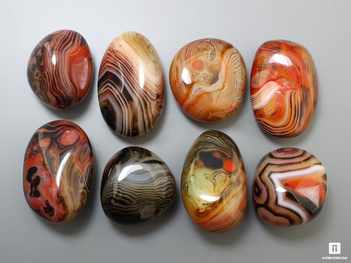 Агат- самый сильный оберег от сглаза, камень всегда носить при себе.
#агат #оберег #эзотерика