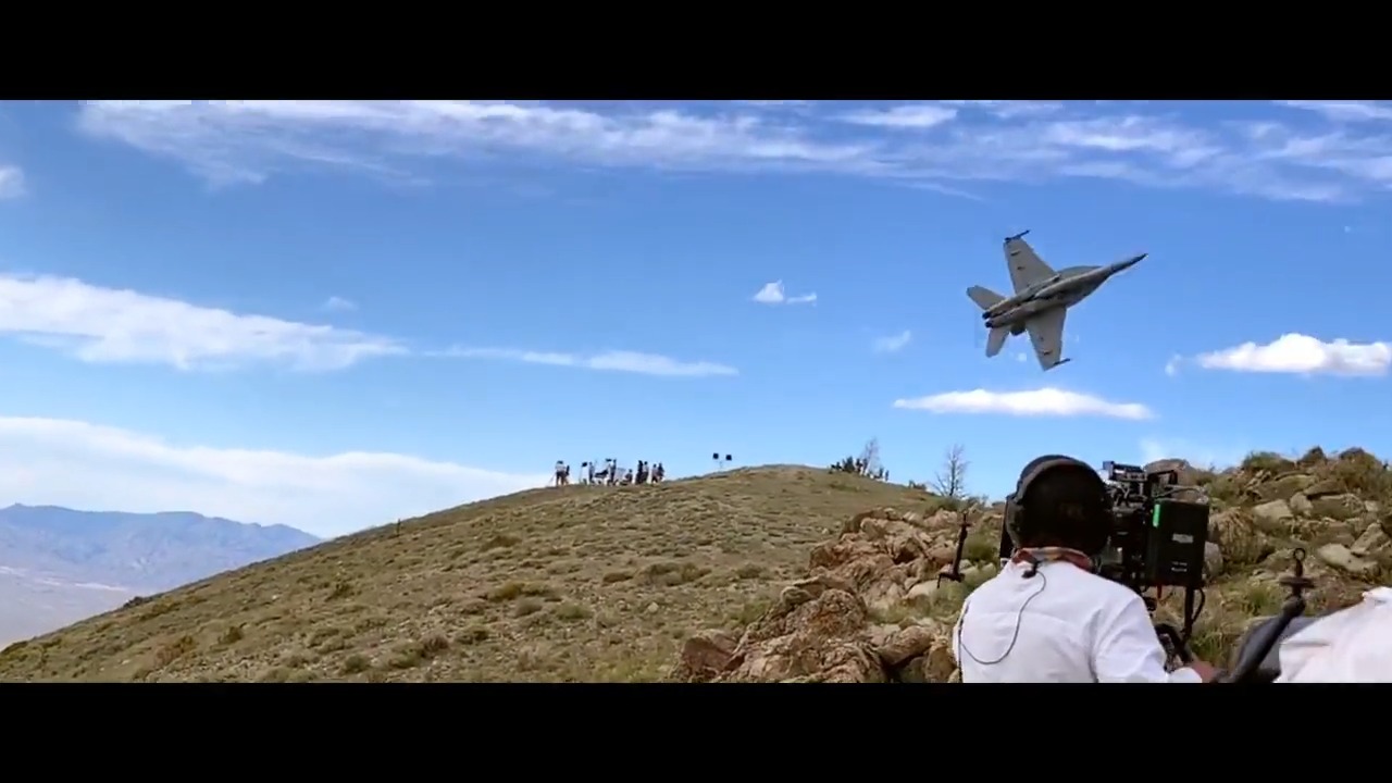 Top Gun on Twitter "Catch an exclusive look at TopGun Maverick with