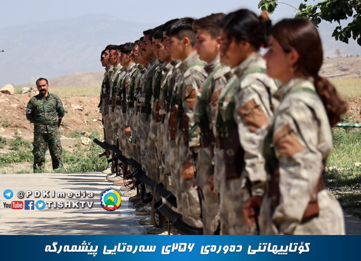 the_peshmerga's tweet photo. پۆلێکی دیکە لە لاوانی نیشتمانپەروەری کورد، پاش تێپەڕاندنی دەورەی ٢٥٦ی سەرەتایی پێشمەرگە، تێکەڵ بە هێزی پێشمەرگەی کوردستان بوون. https://t.co/bZAfcBNqSn