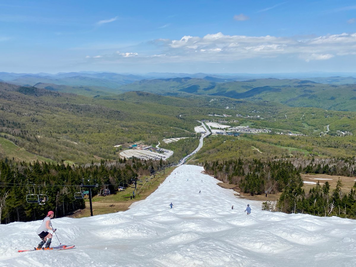 KillingtonMtn's tweet photo. Deep snow, growing bumps

Another weekend of skiing and riding is upon us, with Superstar basking in the glory of being the last lift spinning in the eastern U.S. With temps flirting with the 90° mark once again tomorrow, don't forget the sunscreen.

https://t.co/aKFEGUqohk https://t.co/LhUAtyPnMt