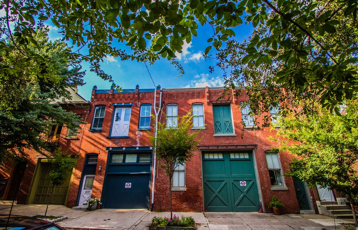 PhiladelphiaGov's tweet photo. The #PhillyFirstHome Program has returned! 

If you’re a Philadelphia first-time homebuyer, you may qualify for a grant of up to $10,000 or 6% of the home’s purchase price to cover down payment and closing costs.

Find a housing counseling agency near you➡️https://t.co/J0iQZzmzTu https://t.co/VgkLYEAj6D