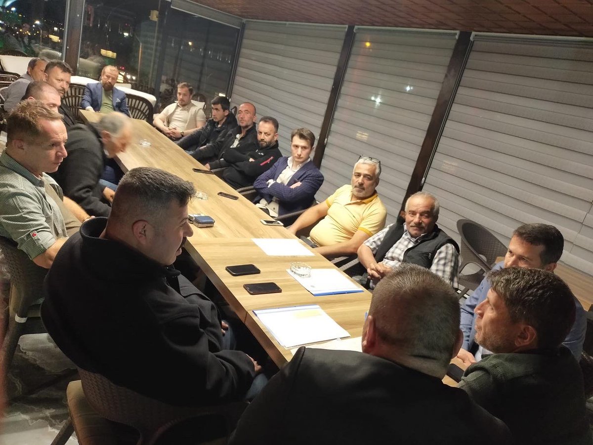 Genç Kalecikliler Derneğinin Yönetim Kurulu Toplantısı davetine katıldık. Dernek Başkanı Sn. <a href="/gokhanbalciank/">Gökhan Balcı 🇹🇷</a> ve yönetimine teşekkür ediyorum.