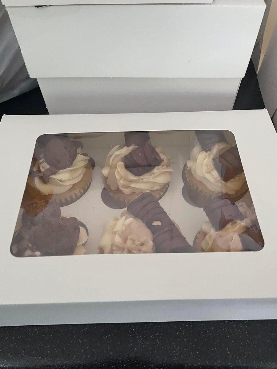 More cakes for the Tesco Pop Event tomorrow from Bury Good Bakes ❤️