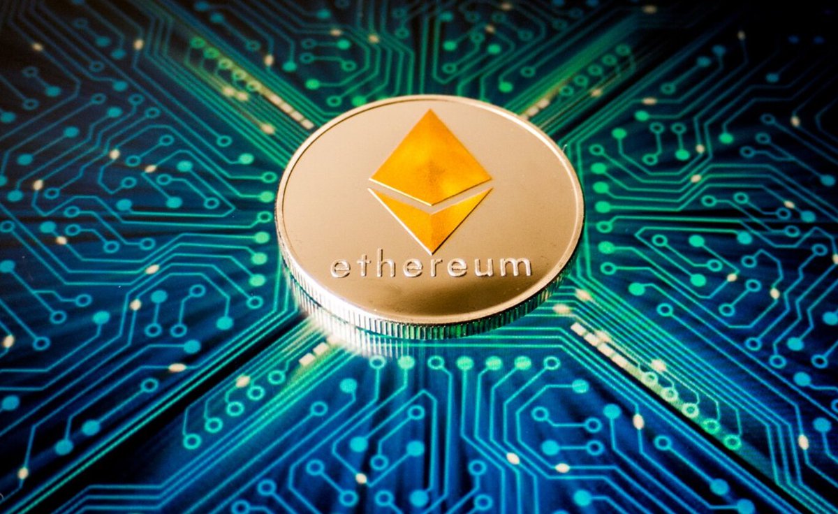 la_oraculo's tweet photo. ¿CÓMO FUNCIONA ETHEREUM?

Al igual que hicimos con el caso de Bitcoin, en este hilo procederemos a explicar el funcionamiento de la "blockchain" de Ethereum. Recomendamos la lectura previa de nuestro hilo del Bitcoin. https://t.co/uTGiXu1C2X