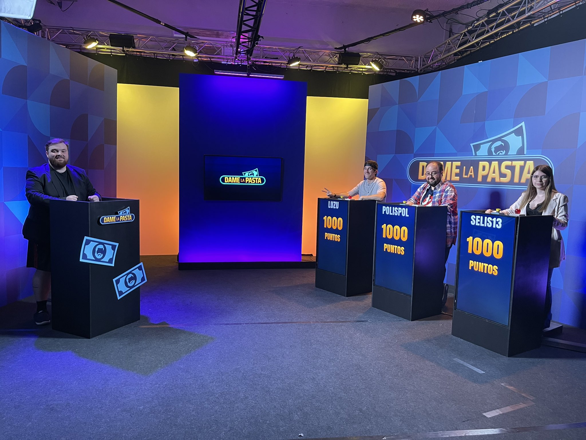 Ibai on Twitter "DAME LA PASTA 1 RT y entra. Creo que va a estar