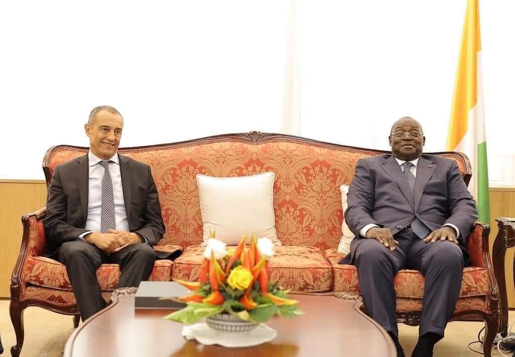 AdegboyeFatai's tweet photo. Le Vice-Président de la République, #TiémokoMeylietKoné, s'est entretenu, ce vendredi 20 mai 2022, avec une délégation de l'Union des Conseils Économiques et Sociaux, et Institutions similaires d'Afrique #UCESA conduite par son Président, #AhmedRedaChami. https://t.co/Q9LYaJQWae