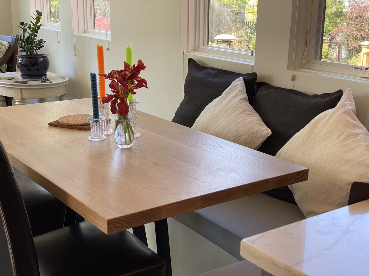 sharongenest's tweet photo. New table. 100% Canadian-made. Canadian oak. Love it. @sonofawoodcutter #SOAWC https://t.co/E9AB95CTsf