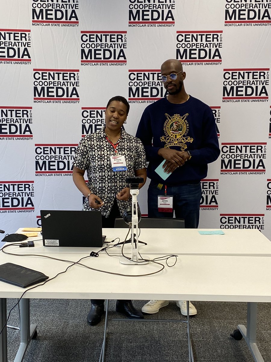 CenterCoopMedia's tweet photo. #CJS2022 Lightning talks feat. among others @britharley @jimmysodope @cdukehart @newsgranite @teganwendland @diannahunt @marshericsr @floodthedrummer @El_Rashad @albasoular @usborderlander @Riogringa @shebel @JackRosenberry @leezeltanglao @ghostshowers @IssaPalma https://t.co/6Kdgh0eihx