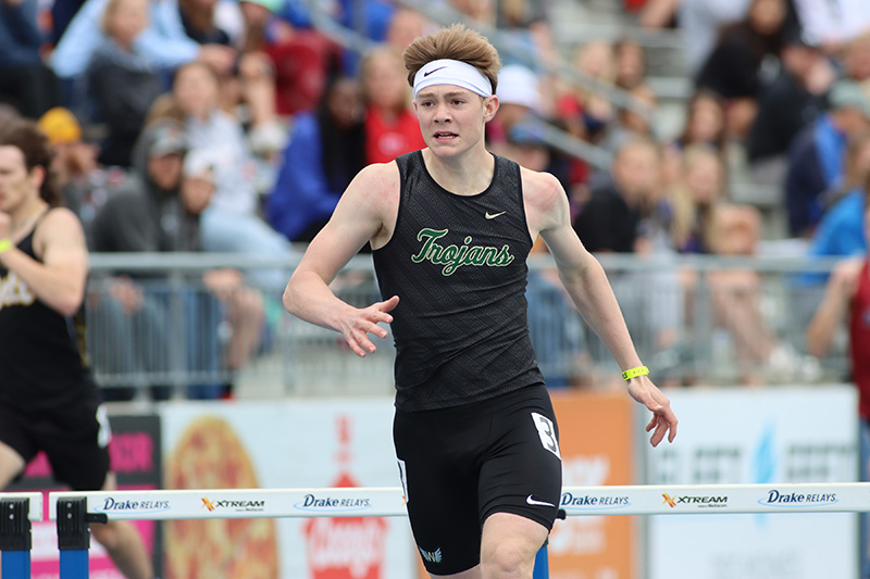 rmmurken's tweet photo. Jacobsen Continues Breakthrough Sophomore Season With Strong Day At Class 4A State Meet https://t.co/csEFy4VKbd https://t.co/SuVHyzqJls