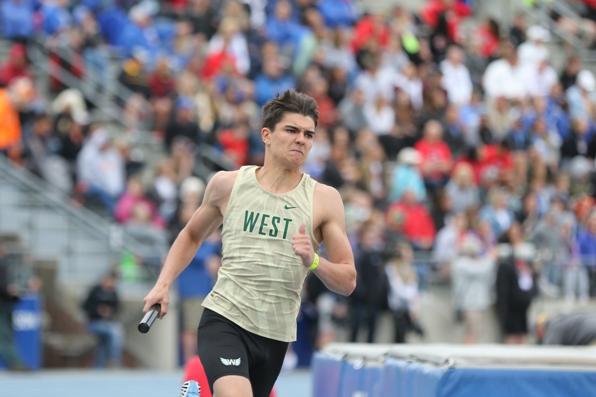 rmmurken's tweet photo. Jacobsen Continues Breakthrough Sophomore Season With Strong Day At Class 4A State Meet https://t.co/csEFy4VKbd https://t.co/SuVHyzqJls