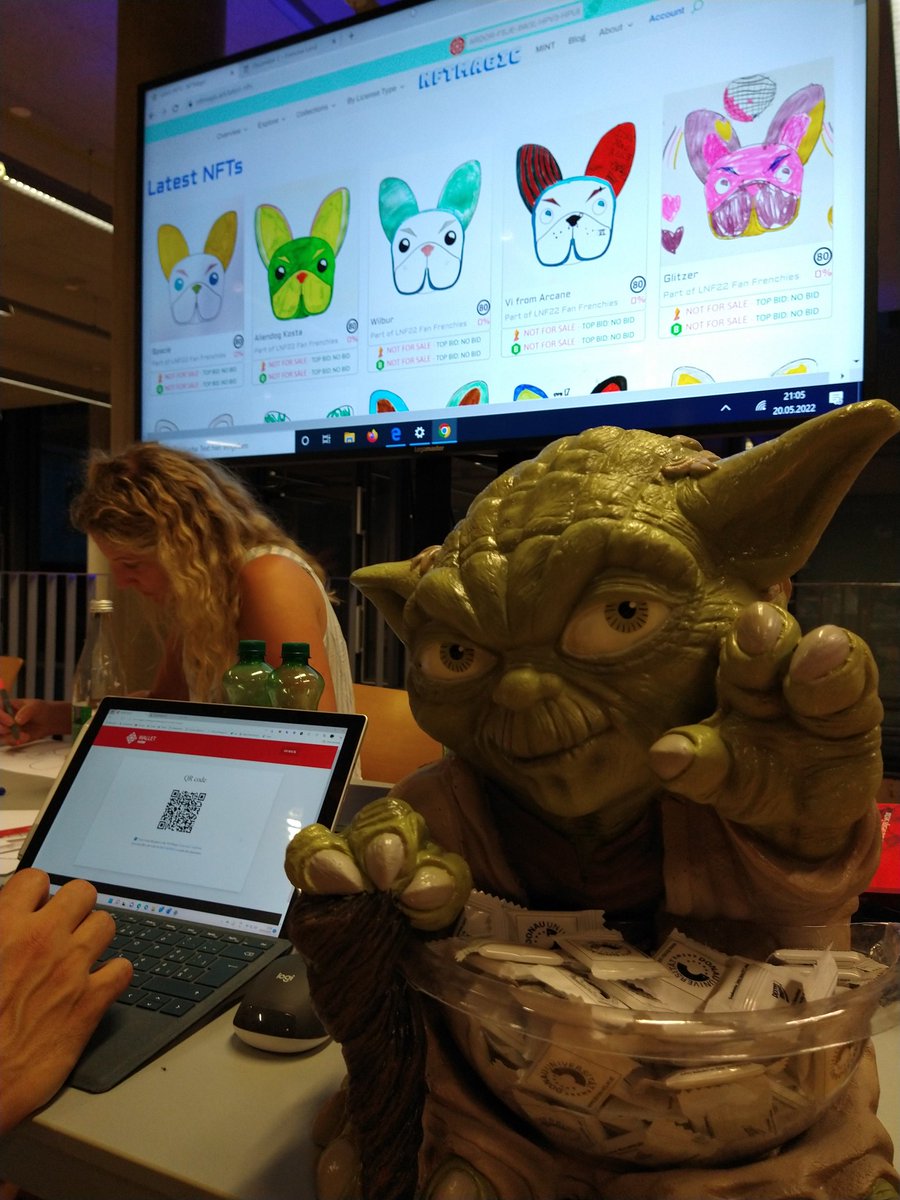 I love this.
These #FrenchieNFTs were colored by the future of #crypto, while we show the ease of using #blockchain with SIGBRO and <a href="/nftmagicart/">NFTMagic</a>, and explain to their parents which problems it can solve. ♥️