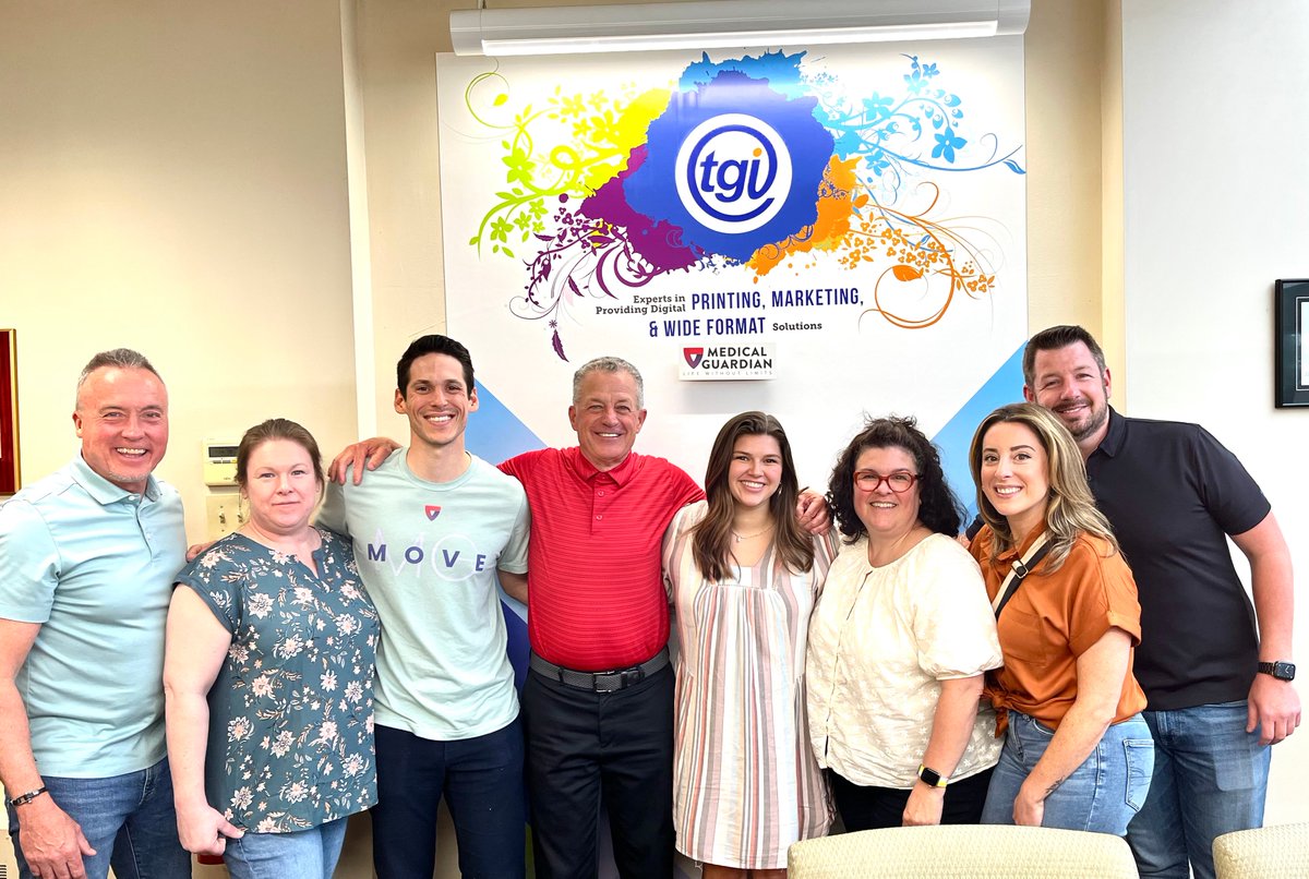 onlyTGI's tweet photo. We got to spend some time today with a great group people from @MedicalGuardian. Thanks so much for visiting TGI today. We look forward to seeing you again soon! #projects #digitalprint #wideformatprinting #marketing #collateral https://t.co/5JpZ2gy41m