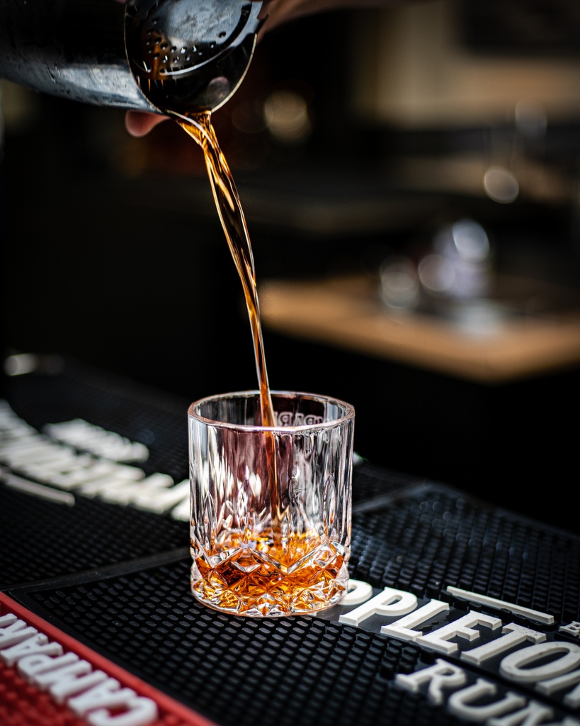 eat10acres's tweet photo. "If you want to see the sunshine, you have to weather the storm."
- Frank Lane

STORMY WEATHER
- Espolon Blanco Tequila
- Kahlua
- Campari
- Chocolate Bitters

Our bartender at the Bistro, Jack turns mixing a cocktail into an art form. https://t.co/uJ8om1RnRJ