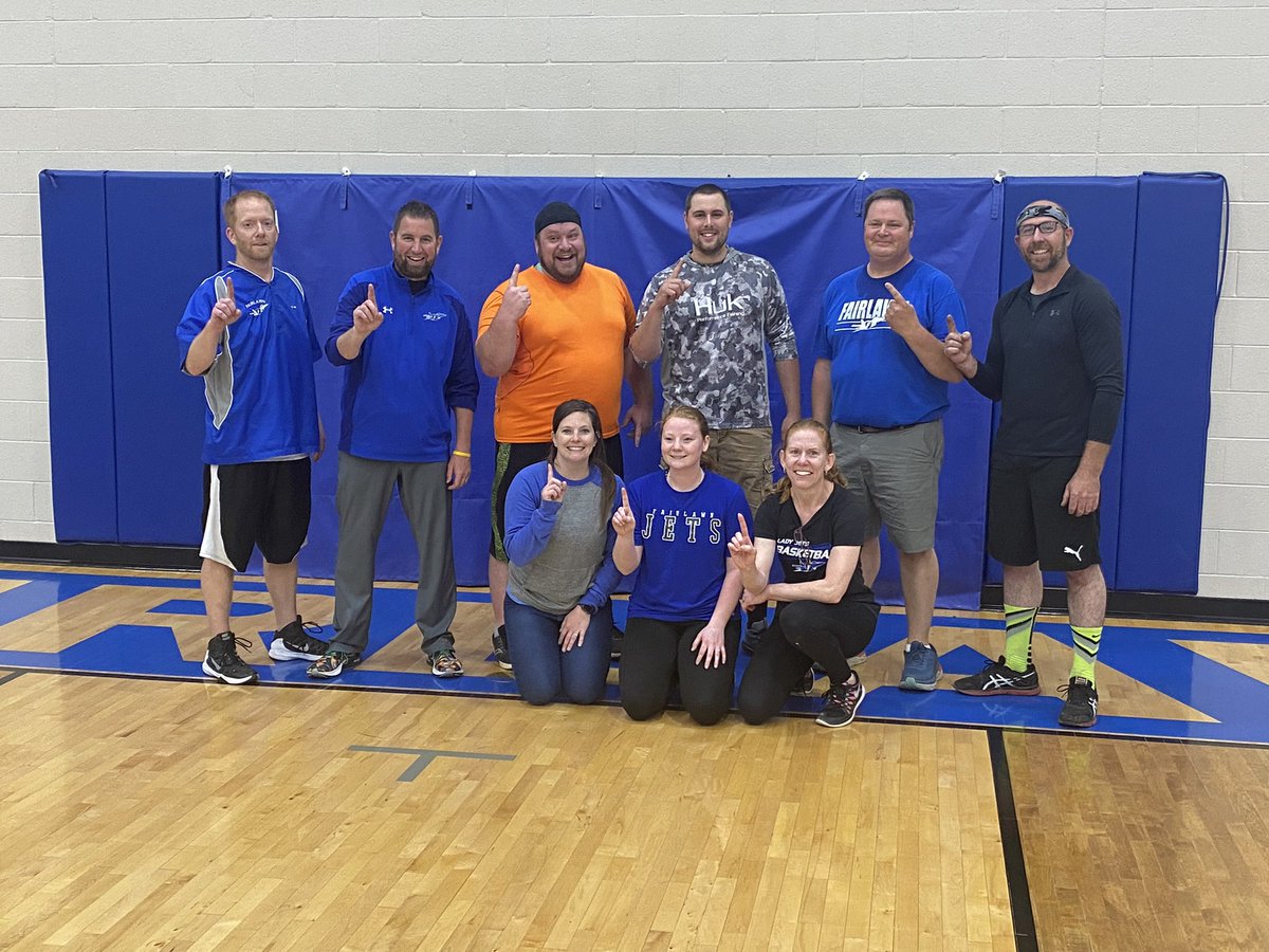 Seniors vs Staff game was changed to volleyball on Wednesday due to weather! It was a great game that went down to the wire! We won’t mention who won, but rumor has it that experience came out on top over youthful exuberance! Still love our Seniors! Go Jets!