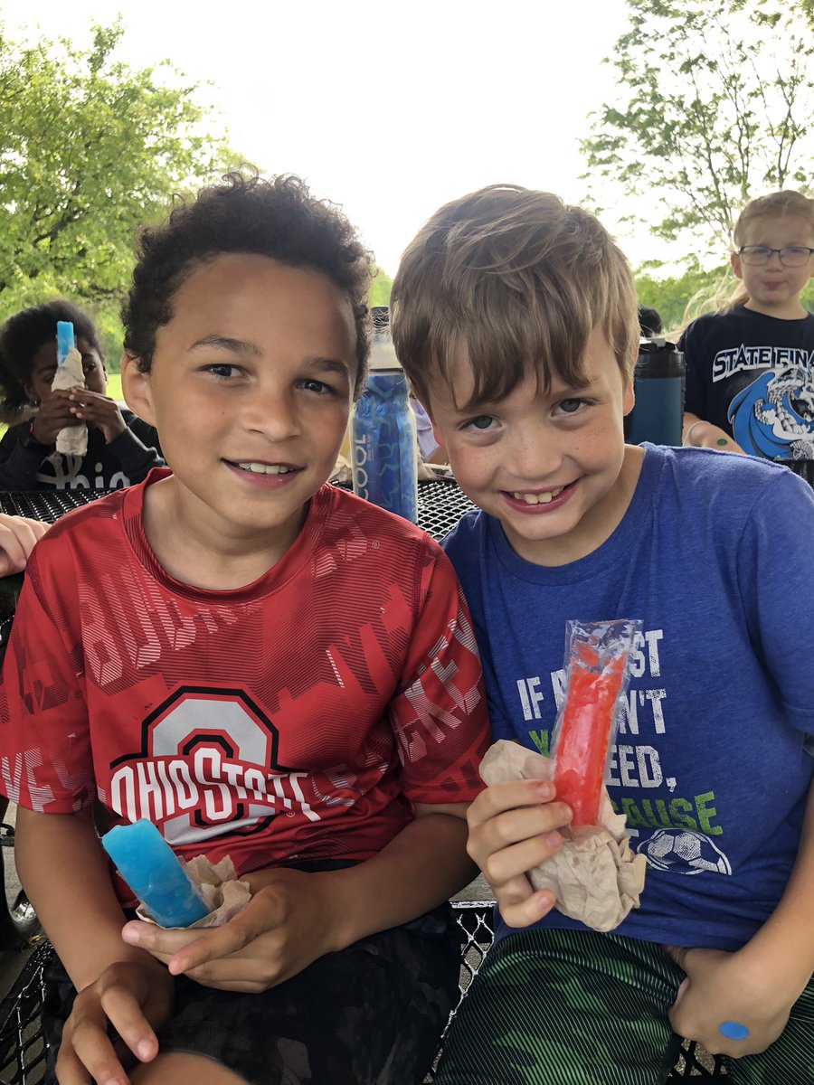 Field day Friday!! Thank you <a href="/Woparkwellness/">Travis Cox</a> &amp; <a href="/worth_park_pta/">Worthington Park PTA</a>!💙