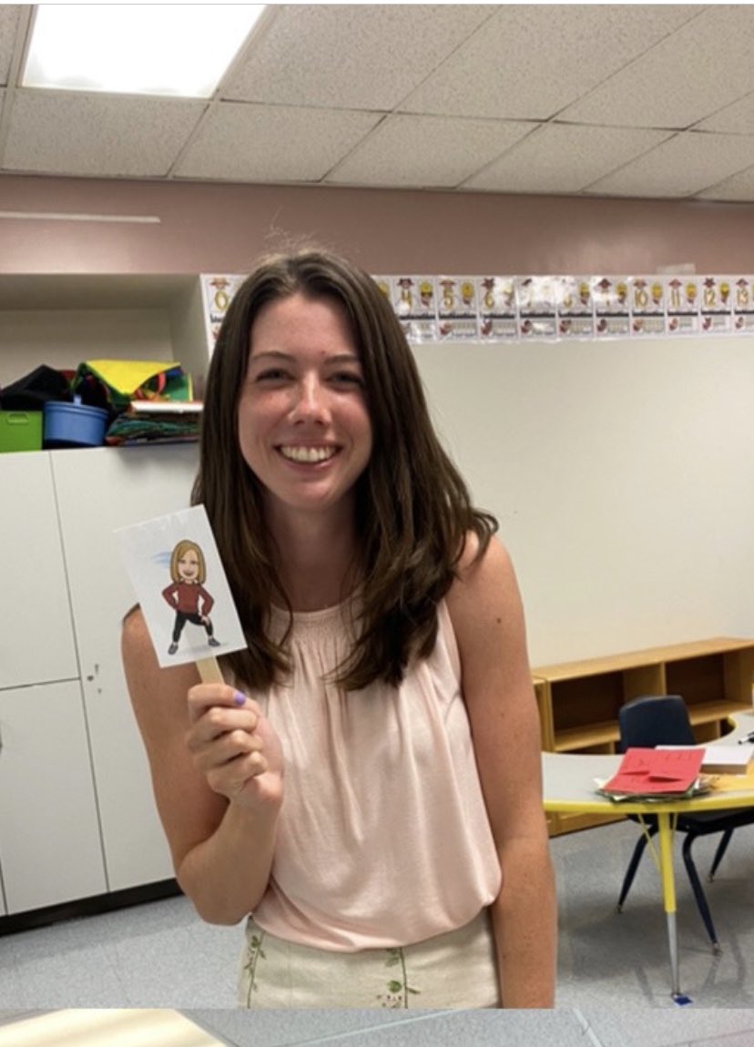 MissBoles's tweet photo. Happy birthday to a favorite human of mine and #1 Twitter follower @MrsMagyar 🎊 Have the best birthday ever my friend! Flat Magyar needs a birthday hat https://t.co/cciX7zN7QH