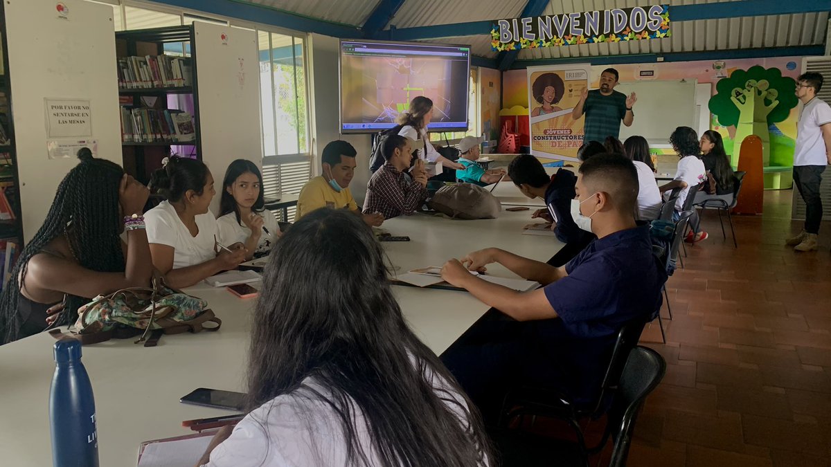 gserranog's tweet photo. Llegamos a #Corinto al taller #JovenesCostructoresDePaz - Terrotorio resiliente, diverso, emprendedor, gente hermosa con anhelos de paz @IRI_es @CorintoAlcaldia https://t.co/cWDk55dw1n