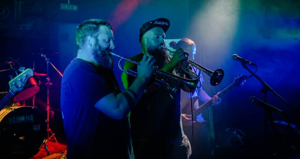 Broken 3 Ways tweet media