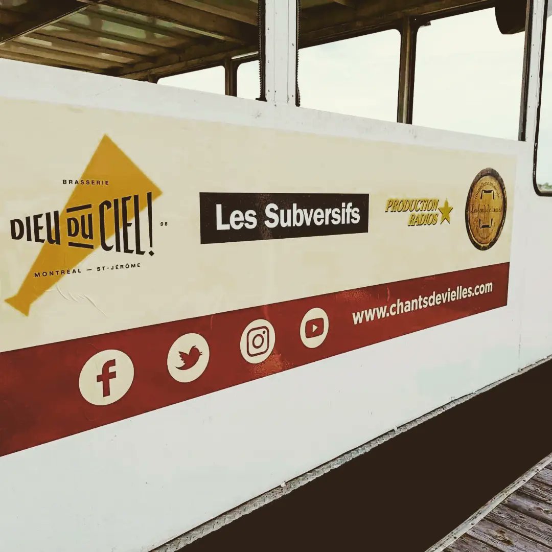 Petit changement de site pour ce soir à Sorel-Tracy : rendez-vous plutôt au parc Regard-sur-le-fleuve (2 rue Saint-Pierre), à seulement 500 m du site prévu. Le spectacle commence à 20:00. À tantôt! #chantsdevielles2022