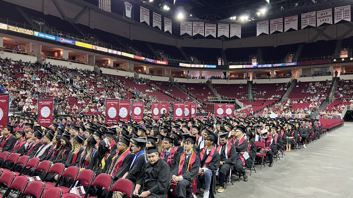 FresnoStateCAH's tweet photo. And we’re off! we are so proud of our students graduating in the 2022 College of Arts and Humanities commencement ceremony. Download the program and watch live here https://t.co/FYabDzk7nU https://t.co/h3R7DbEIxN
