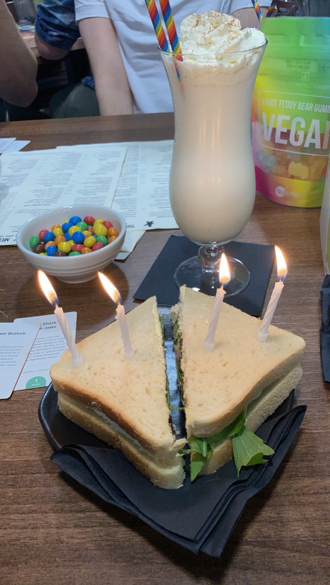 SaharaTaylor's tweet photo. Spontaneous night out to a board game cafe for the birthday annnnd https://t.co/5u4zcffqEl