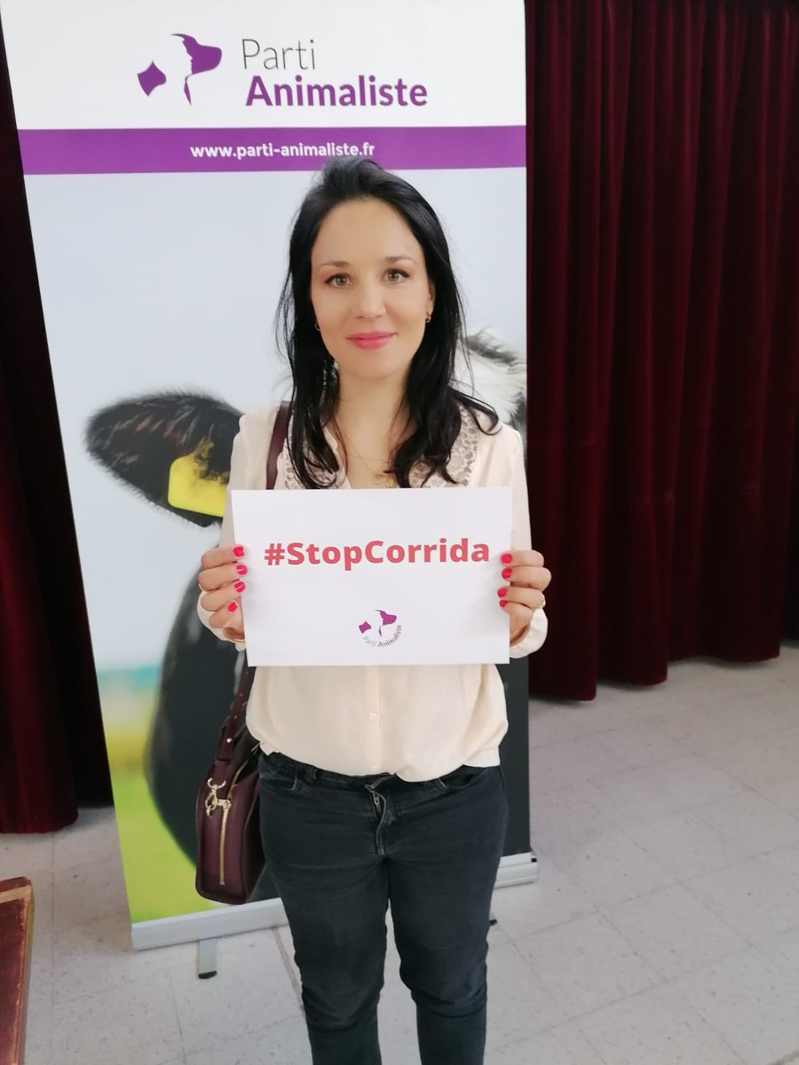Comment peut-on encore accepter que des taureaux soient blessés et tués dans le seul but de divertir des spectateurs ?
La corrida est un spectacle barbare et indigne, que tous les candidats du <a href="/PartiAnimaliste/">Parti animaliste</a> se sont engagés à abolir.