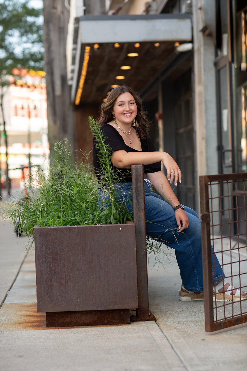 MommaWillson's tweet image. We love you Samantha Willson. We are so proud of all of your accomplishments and what a beautiful, caring woman you have become. #ucs22 #GLKUAIS #Classof2022 #syracusebound