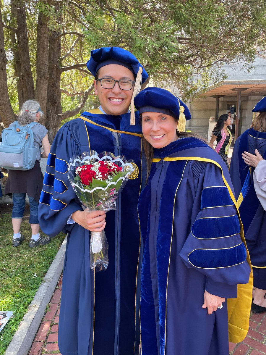 SusanShaheen1's tweet photo. So proud of you, @Dr_Stephen_Wong! Thanks for selecting me to co-chair your doctoral degree in UC Berkeley College of Engineering with Prof. Joan Walker. Wishing you all the best as an assistant professor. I will always be here to support you in all you do. Go Bears! https://t.co/IWhRa56pEi