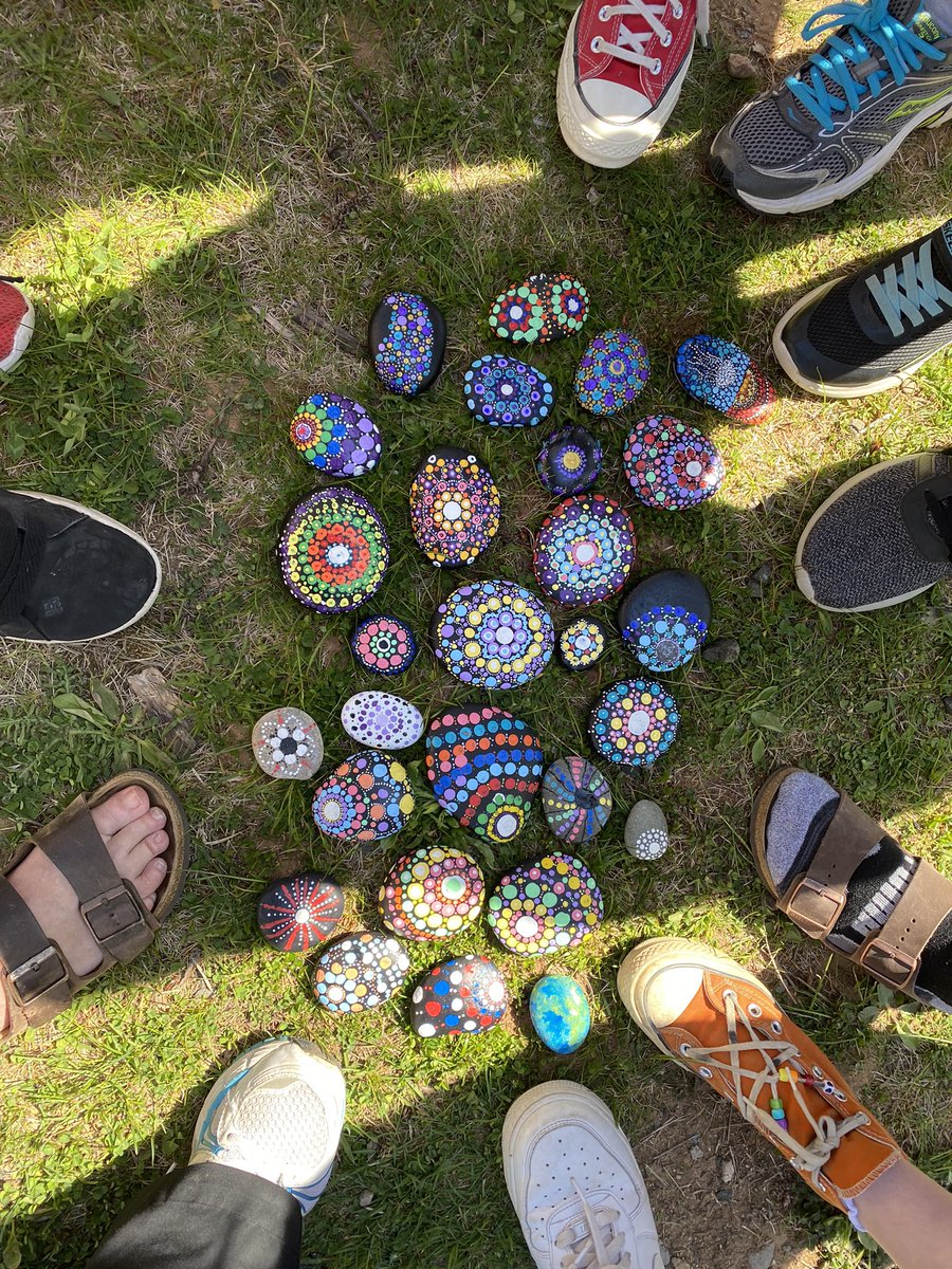 The true delight of ‘mini-courses’ <a href="/PRMSPanthers/">Pine Ridge Panthers</a> is when students find out they actually enjoy something they didn’t want to try in the first place! We had so much fun! #middlelevel #engagement #mandalarocks