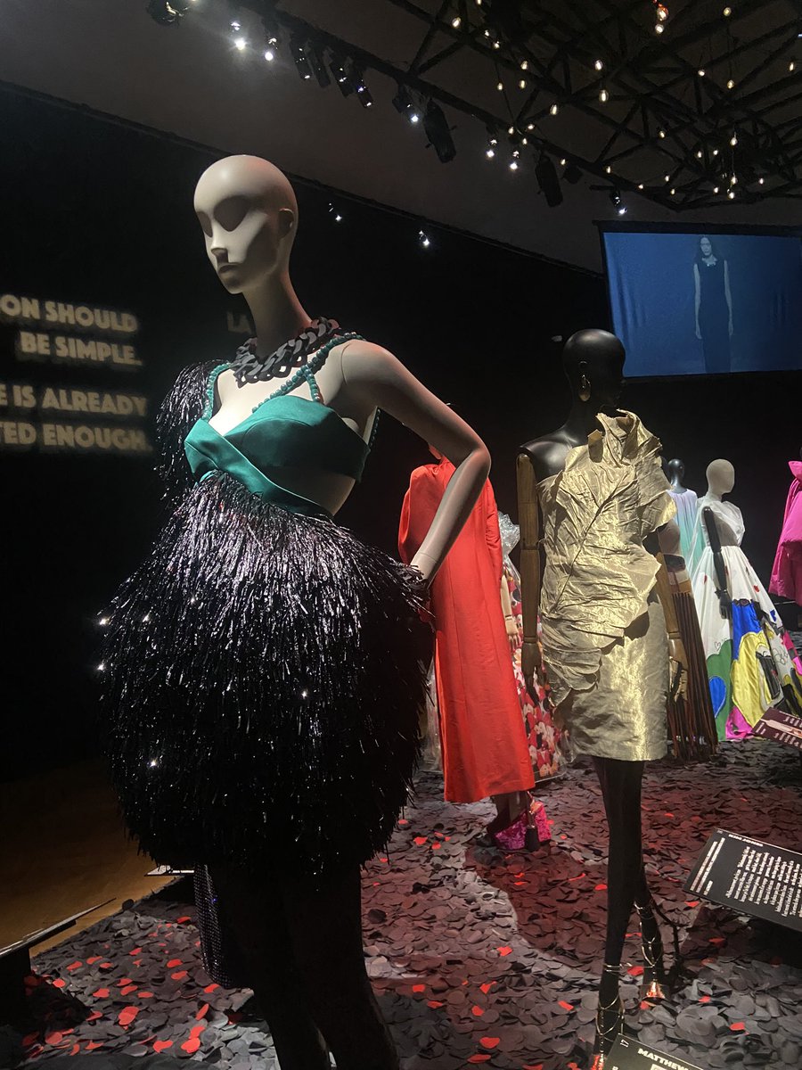 birchMFL's tweet photo. I had a great time today exploring the ‘love brings love’ exhibition at the @PalaisGalliera #paris #placement https://t.co/48vTIpysd0