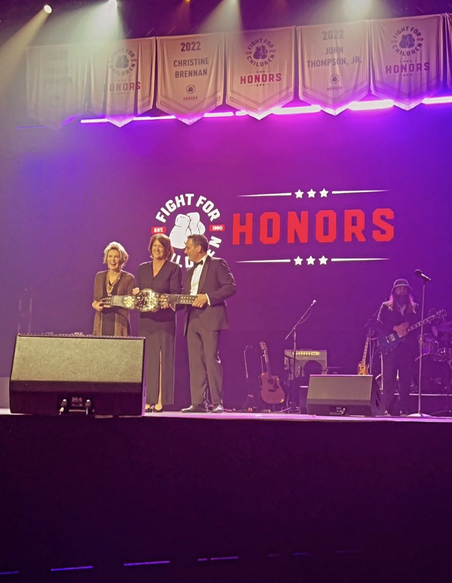 cbrennansports's tweet photo. Thank you, @Fight4Children @RealKeithGordon @mkgeisler Lesley Visser and all for a wonderful evening. @TheAnthemDC https://t.co/RbaLkWxogz