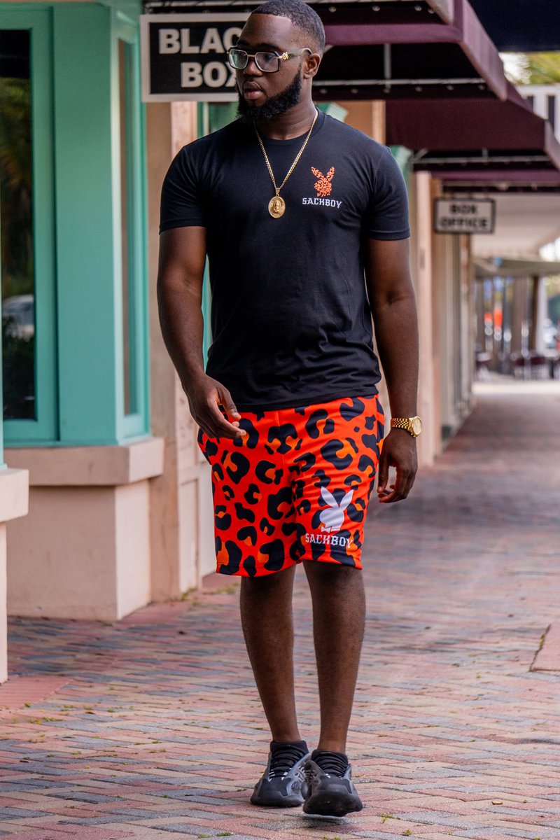 Zoeboi's tweet photo. Sack summer has officially kicked off with our first set sackboy available in colors orange and yellow☀️🌴 🐇👯‍♀️💛🧡retweet for a chance to get a free pair 
https://t.co/iwz2axZ2yb https://t.co/4Z3hVMaV7y