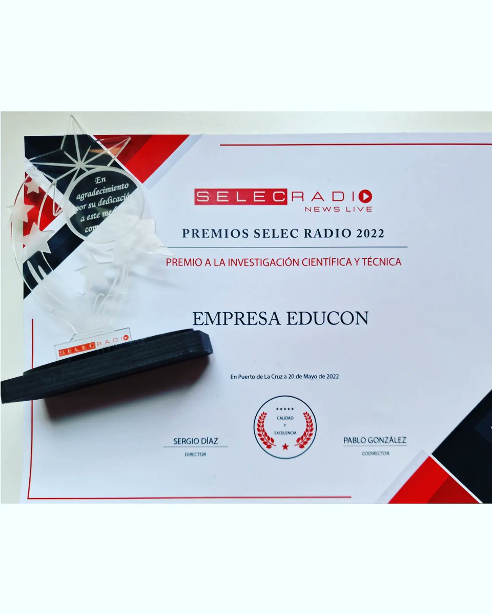 CarmeloSalas's tweet photo. 🏅#PREMIO| Investigación Ciéntifica y Técnica a @EDUCON_ES

💯Agradecimiento absoluto al #EQUIPOEDUCON por divulgar nuestras 3R (#Risa,#Respeto y #Responsabilidad)

✨️Enorme agradecimiento a @RadioSelec por dar valor a nuestro trabajo,e infinidad de entidades por su confianza💥 https://t.co/oR9Y4bel4E