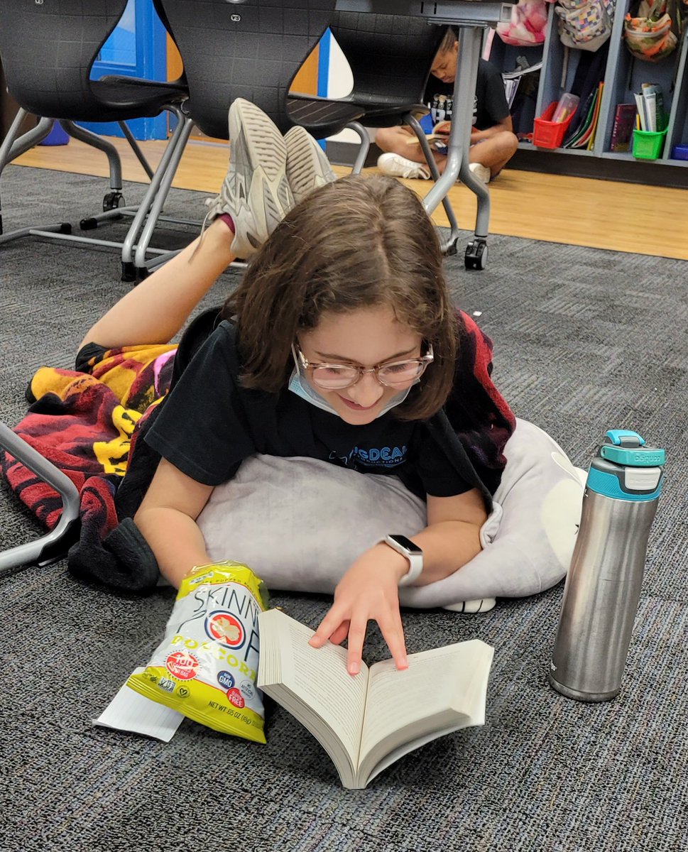 JMKirberger's tweet photo. Today was Reading Day in our count down to the end of the year so we ended our day with DEAR (Drop Everything And Read), something I remember loving when I was in elementary school! 📚 #inspire96 https://t.co/TAu6PTxsi6