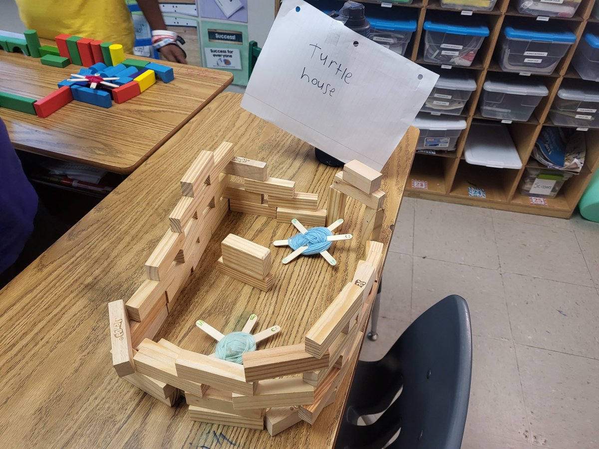 turpin_meghan's tweet photo. We made some turtles and then built them habitats. I love the ingenuity! #ScienceRocks #STEAMclassroom #NSEMovingMountains https://t.co/JXtohaduFK