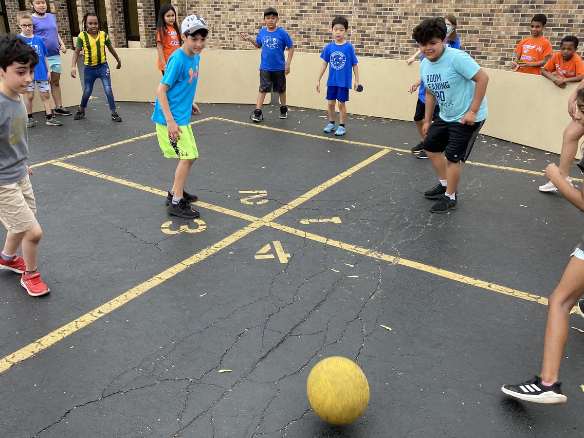 MrsFoley_SD54's tweet photo. More Field Day Fun! @HanoverHuskies https://t.co/tFinCrFA0h