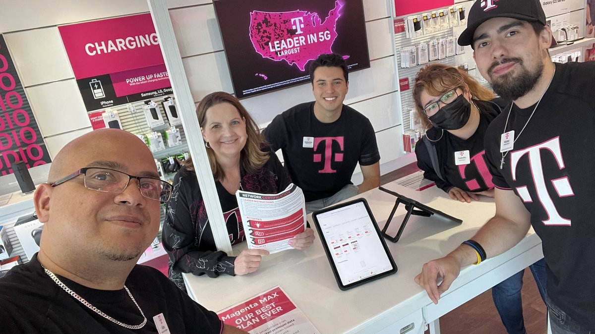 Alex Estevez (@tmobiletx) on Twitter photo Itโs all about the 5G Network!! Thank you <a href="/cwoodw02/">cherie woodward</a> for the training assist โค๏ธ #5G #HSI #TMobile Itโs all about the 5G Network!! Thank you <a href="/cwoodw02/">cherie woodward</a> for the training assist โค๏ธ #5G #HSI #TMobile