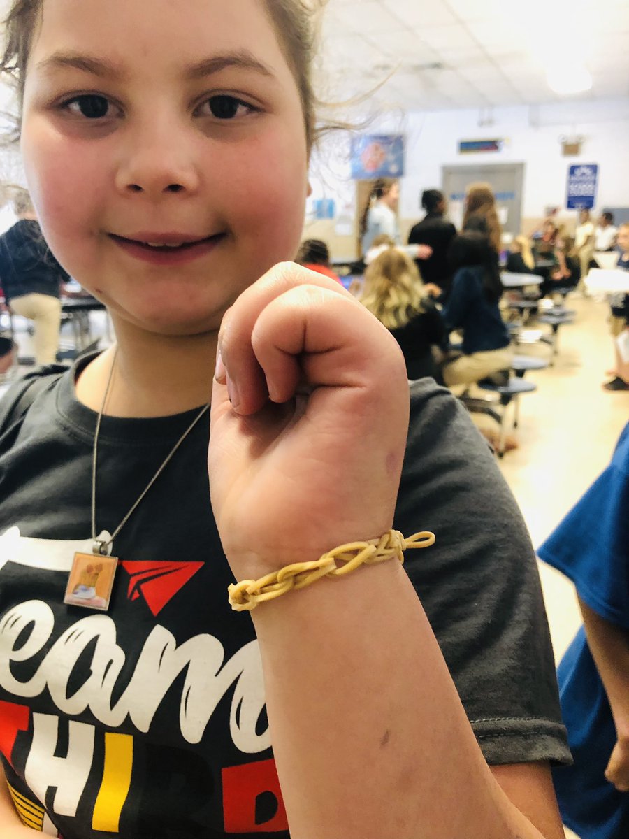 Amy_BakerLMS's tweet photo. More amazing #passionprojects from the 5th graders @WilkersonTElem. Most of the projects had hands-on games and activities to engage the younger grades during the showcase! @Hall_5th @AlisonElemTeach https://t.co/4PRm9wprjH
