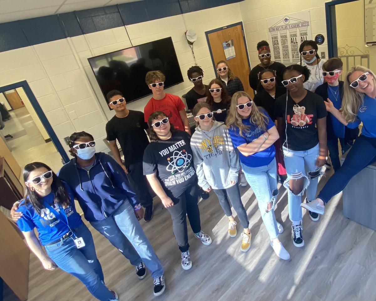 Christina Lapnow (@christinalapnow) on Twitter photo Itβs <a href="/Vans/">Vans</a> Friday <a href="/DHSHappenings/">Deltona High School Happenings</a>!
Our Freshmen SGA class of 2025 kicked off our Friday with some school spirit this morning and sang the Alma Mater with their π on inside one last time!
#vansfriday ππΌ <a href="/BellaGlessner/">Isabella Glessner</a> <a href="/DHSHappenings/">Deltona High School Happenings</a> Itβs <a href="/Vans/">Vans</a> Friday <a href="/DHSHappenings/">Deltona High School Happenings</a>!
Our Freshmen SGA class of 2025 kicked off our Friday with some school spirit this morning and sang the Alma Mater with their π on inside one last time!
#vansfriday ππΌ <a href="/BellaGlessner/">Isabella Glessner</a> <a href="/DHSHappenings/">Deltona High School Happenings</a>