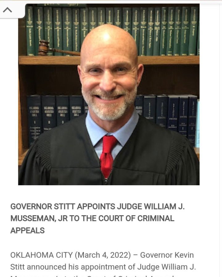 Patrick32550701's tweet photo. @cliftonhowze @ClintPatrick808 @bobbylorton @Chase @aWorldofKC Crooked cops had to dump their plans because they discovered this white boy is actually tribal @cliftonhowze which shouldn't make a difference except for the fact the investigation and the deal was not lawfully legitimate
Was it @TPD_Franklin ?

https://t.co/ECGtnNDazI https://t.co/VwntS0olAG